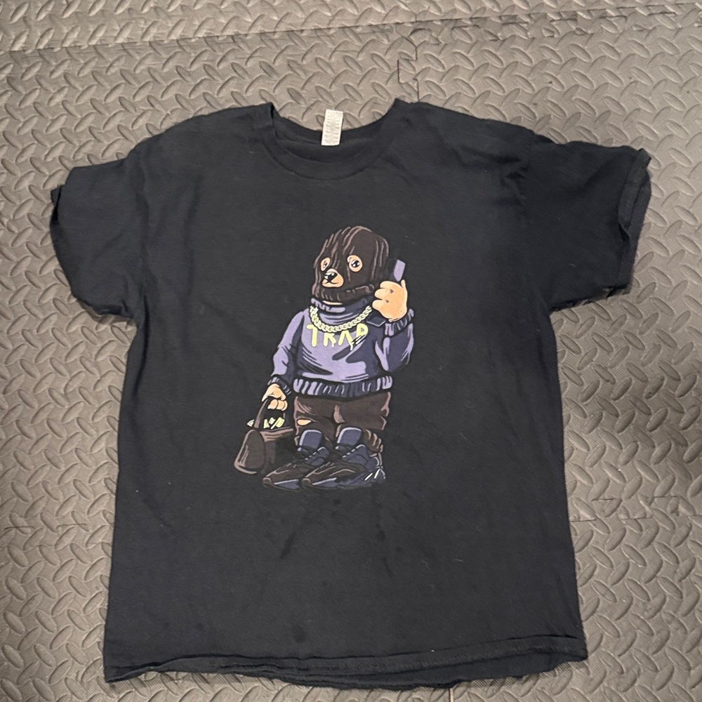 Gildan Black Graphic Short Sleeve Tee